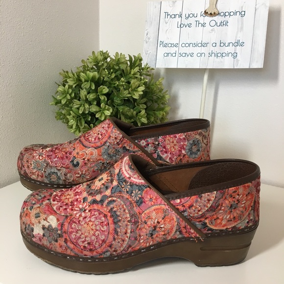 paisley clogs